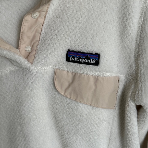 Patagonia Women's Off-White Cowl Neck Sweater - Picture 3 of 3